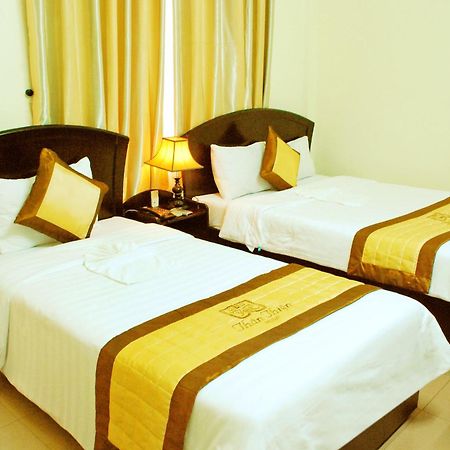 Than Thien - Friendly Hotel Hue Bagian luar foto