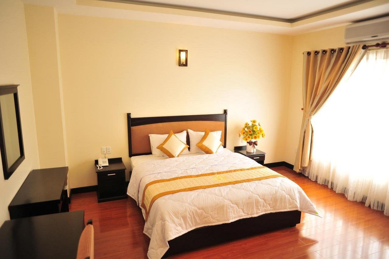Than Thien - Friendly Hotel Hue Bagian luar foto