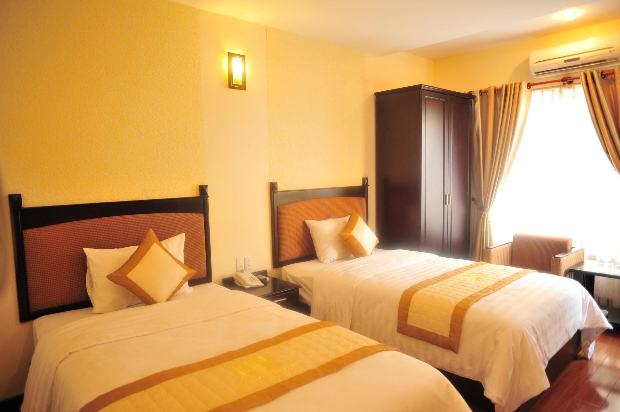 Than Thien - Friendly Hotel Hue Bagian luar foto