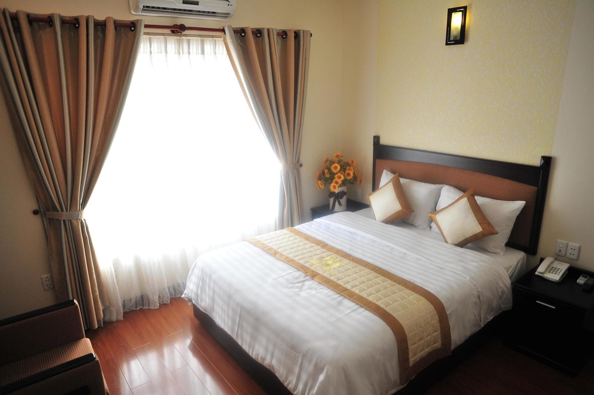 Than Thien - Friendly Hotel Hue Bagian luar foto